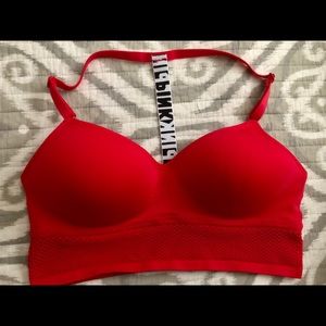 Victoria’s Secret Pink sports bra